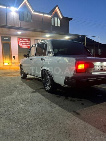LADA (VAZ) 2107 2007, 41,461 km - 1.6 l - Quba
