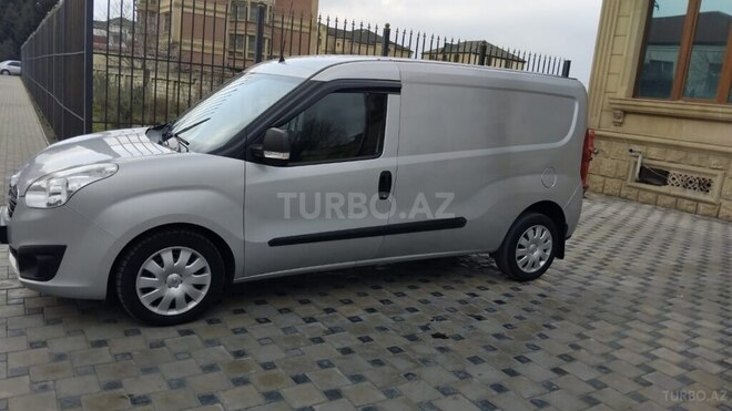 Opel Combo 2017, 195,000 km - 1.6 l - Bakı