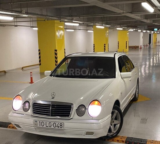 Mercedes E 220 d 1997, 52,431 km - 2.2 l - Gəncə