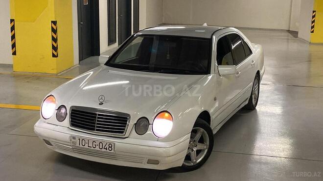 Mercedes E 220 d 1997, 52,431 km - 2.2 l - Gəncə