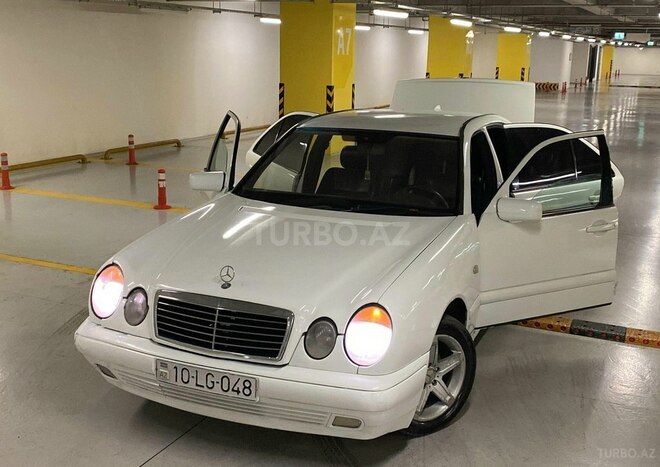 Mercedes E 220 d 1997, 52,431 km - 2.2 l - Gəncə