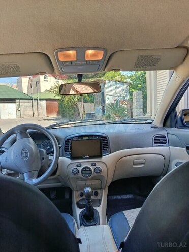 Hyundai Accent 2009, 260,000 km - 1.4 l - Gəncə