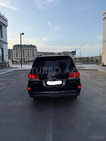 Lexus LX 570-10