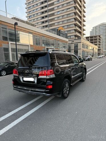 Lexus LX 570-9