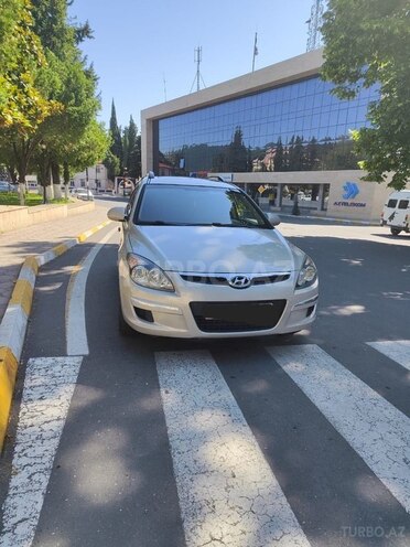 Hyundai i30 2009, 380,000 km - 1.4 l - Zaqatala