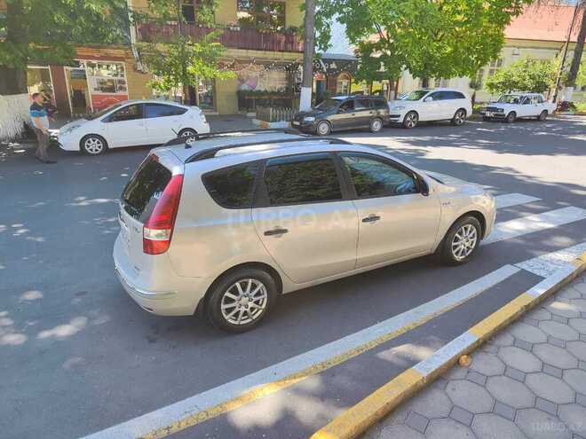 Hyundai i30 2009, 380,000 km - 1.4 l - Zaqatala