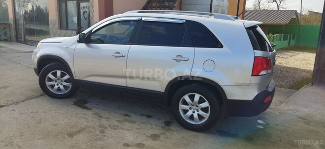 Kia Sorento 2011, 155,000 km - 2.0 l - Qusar
