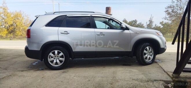 Kia Sorento 2011, 155,000 km - 2.0 l - Qusar