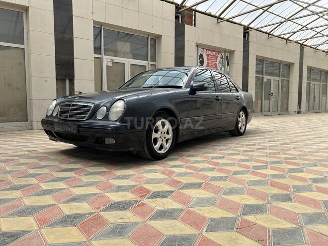 Mercedes E 220 d 1999, 251,963 km - 2.2 л - Sumqayıt