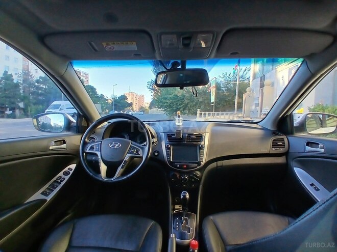 Hyundai Accent 2015, 177,500 km - 1.6 l - Bakı