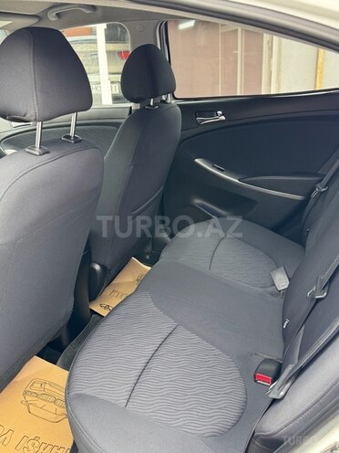 Hyundai Accent 2011, 200,000 km - 1.5 l - Bakı