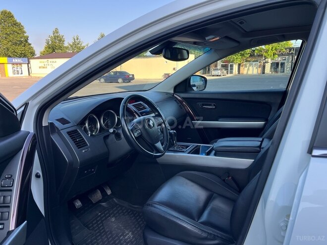 Mazda CX-9-12