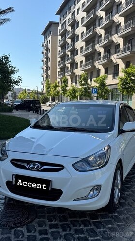 Hyundai Accent 2011, 200,000 km - 1.5 l - Bakı