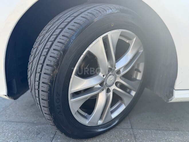 Mercedes E 220-16