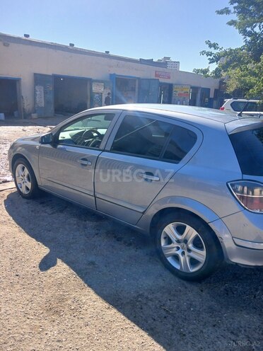Opel Astra 2009, 285,000 km - 1.8 l - Bakı