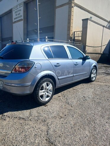 Opel Astra 2009, 285,000 km - 1.8 l - Bakı