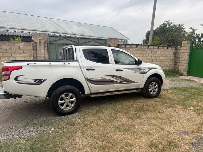 Mitsubishi L200 2016, 279,000 km - 2.5 l - Ağdam