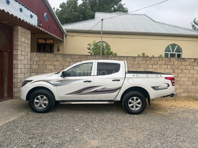 Mitsubishi L200 2016, 279,000 km - 2.5 l - Ağdam