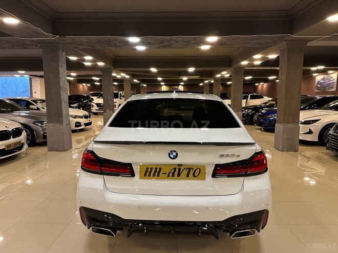 BMW 530e-5