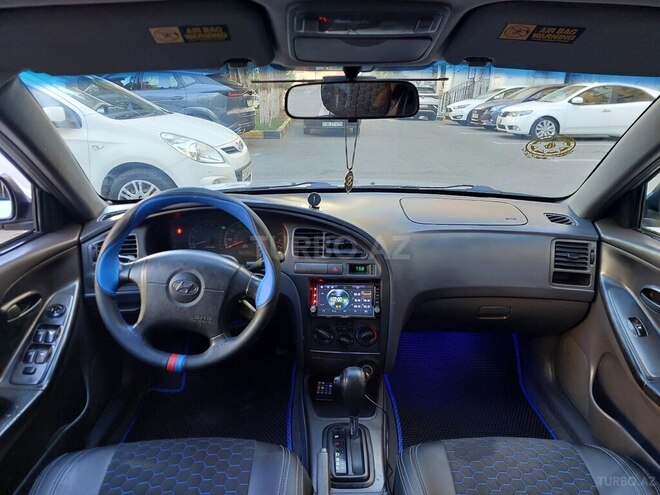Hyundai Elantra 2002, 255,000 km - 2.0 l - Bakı