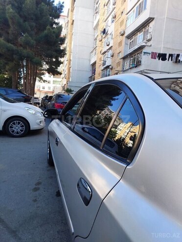 Hyundai Elantra 2002, 255,000 km - 2.0 l - Bakı