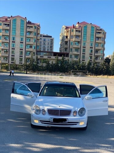 Mercedes E 320 2003, 337,000 km - 3.2 л - Bakı
