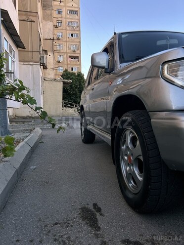 Mitsubishi Pajero io 1998, 378,000 km - 1.8 л - Bakı