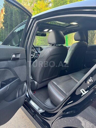 Hyundai Elantra 2018, 183,465 km - 1.6 l - Bakı