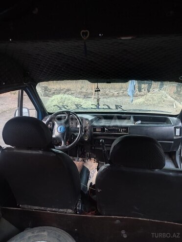 Ford Transit-5