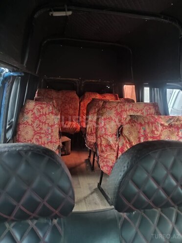 Ford Transit-7