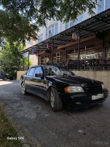 Mercedes C 240 2000, 350,000 km - 2.4 l - Bakı