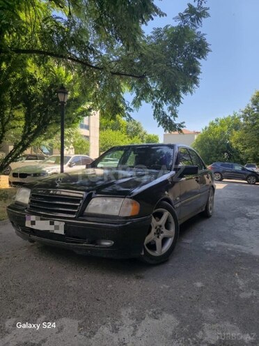 Mercedes C 240 2000, 350,000 km - 2.4 l - Bakı