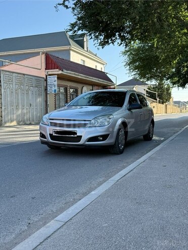 Opel Astra 2009, 230,300 km - 1.4 l - Bakı
