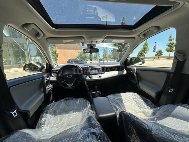 Toyota RAV4 2018, 100,000 km - 2.4 l - Bakı