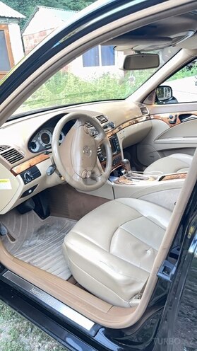 Mercedes E 350 2008, 314,000 km - 3.5 l - Quba