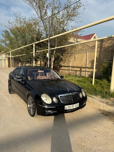 Mercedes E 350 2008, 314,000 km - 3.5 l - Quba