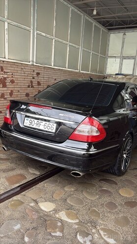 Mercedes E 350 2008, 314,000 km - 3.5 l - Quba