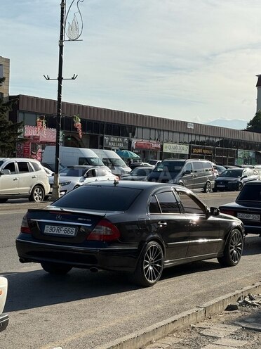 Mercedes E 350 2008, 314,000 km - 3.5 l - Quba