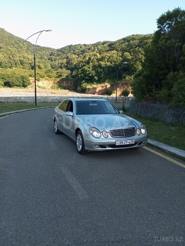 Mercedes E 240 2004, 330,000 km - 2.6 l - Balakən