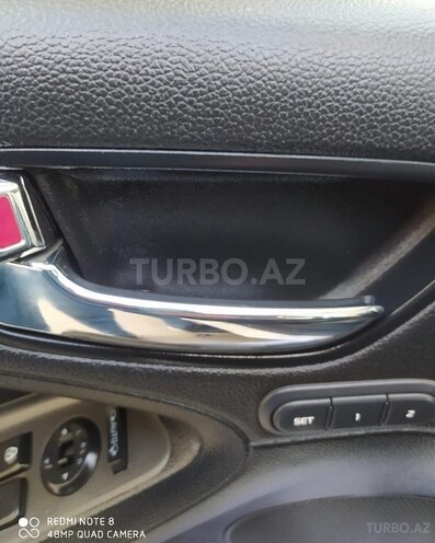 Kia Cerato-10