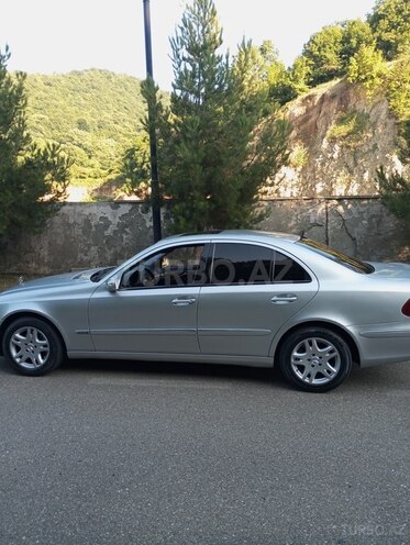 Mercedes E 240 2004, 330,000 km - 2.6 l - Balakən