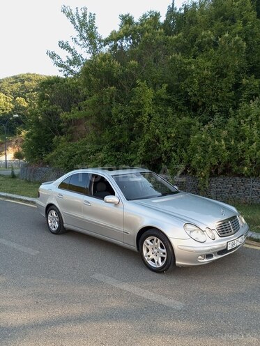 Mercedes E 240 2004, 330,000 km - 2.6 l - Balakən