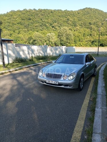 Mercedes E 240 2004, 330,000 km - 2.6 l - Balakən