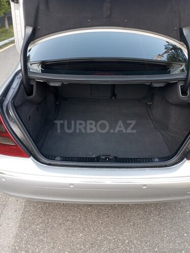 Mercedes E 240 2004, 330,000 km - 2.6 l - Balakən