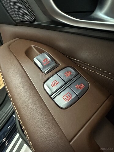 BMW X7-35