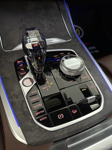 BMW X7-23