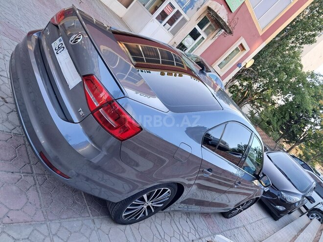 Volkswagen Jetta 2015, 282,000 km - 1.8 l - Bakı