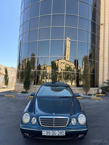 Mercedes E 270 1999, 317,000 km - 2.7 l - Bakı