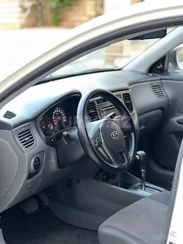 Kia Rio 2010, 153,000 km - 1.4 л - Bakı