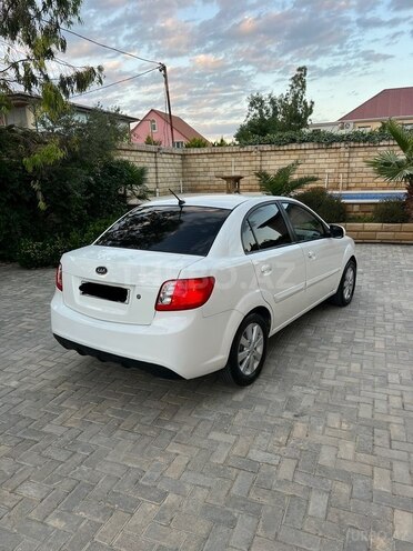 Kia Rio 2010, 153,000 km - 1.4 л - Bakı